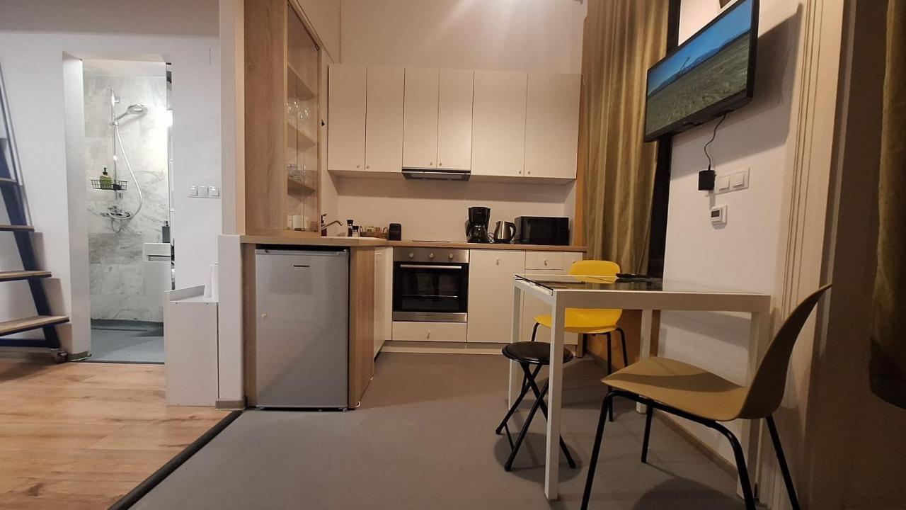 Swanhome - Central Apartment Клуж-Напока Екстериор снимка