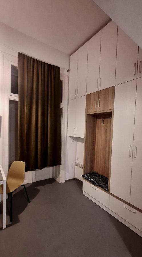 Swanhome - Central Apartment Клуж-Напока Екстериор снимка